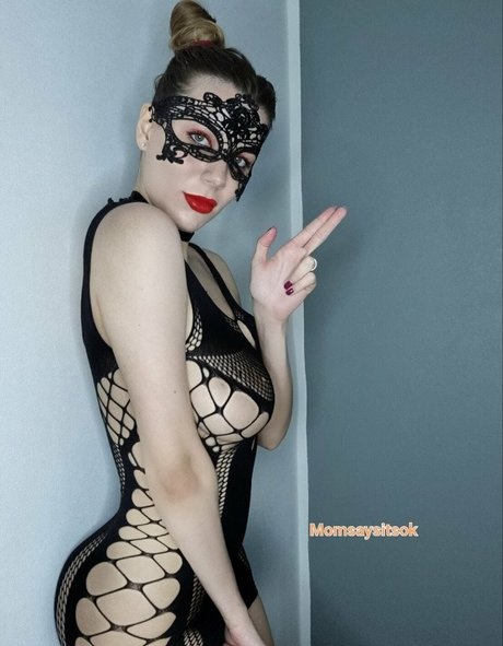 Elusiveutopia star adult photo