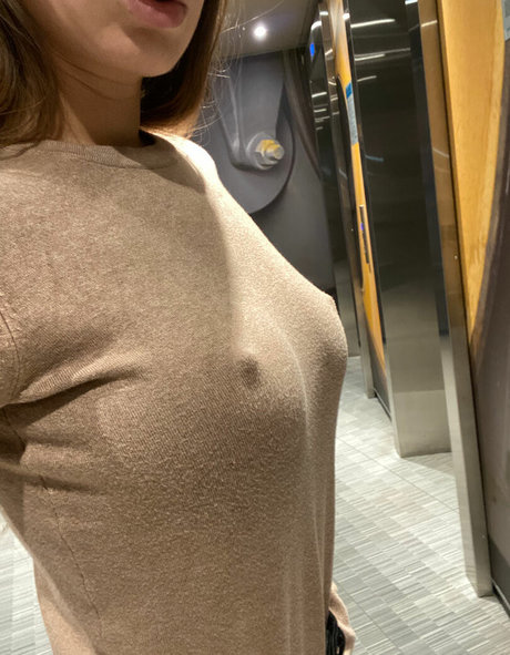 Sasha Shenderey star sexy img