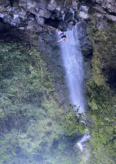 thecurvyqueen01 erotic pornstar img