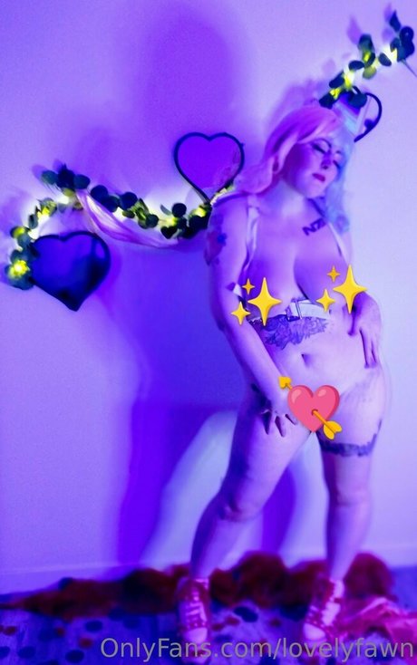 lovelyfawn star nude archive