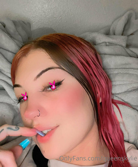 queenskylie nudes actress pic