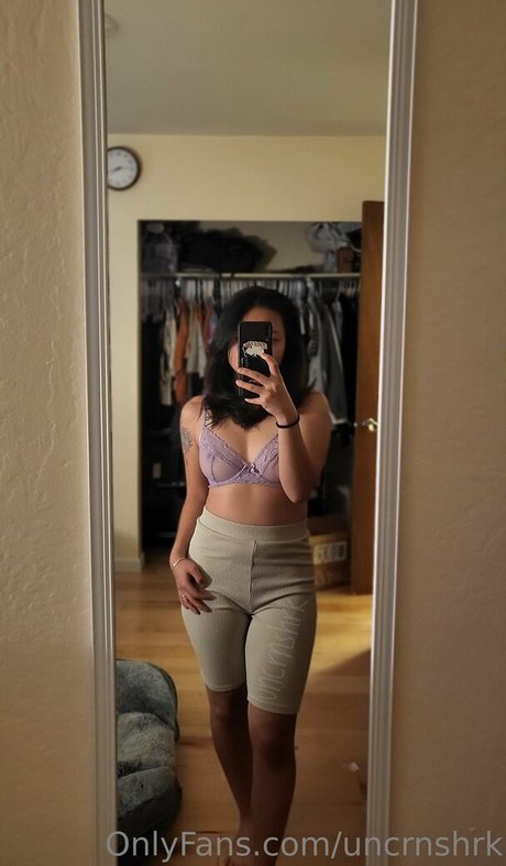 Uncrnshrk sexy star img