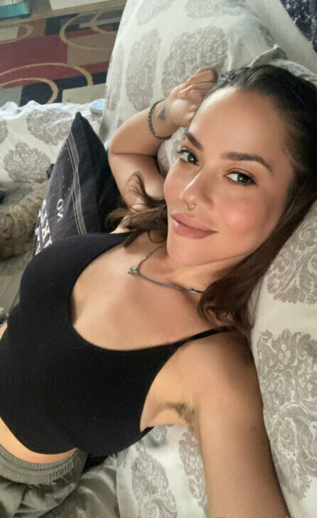 chateau ferngully model pornographic pic