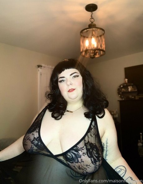 maisonfoxqueen exclusive actress galleries