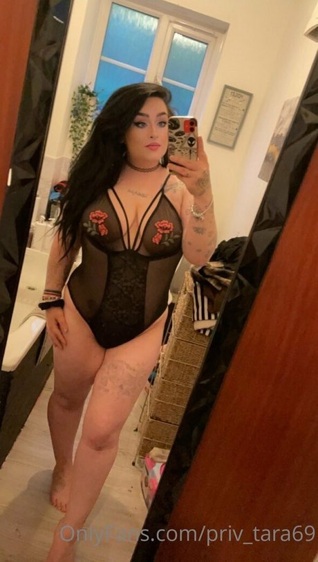 priv tara69 high quality pornstar photo