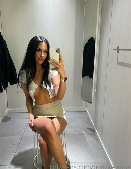 pollyviennna xxx pornstar pic