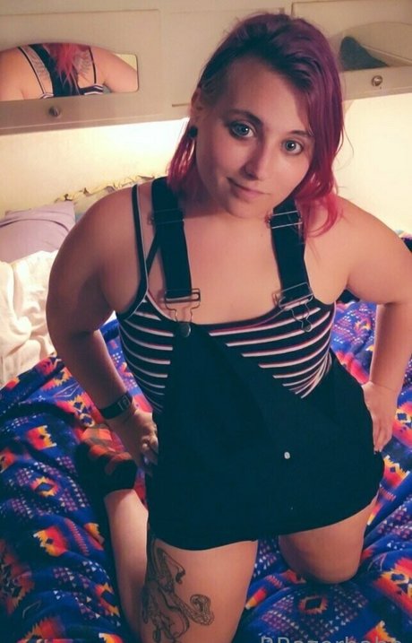 rrazorbabefree model beautiful pic