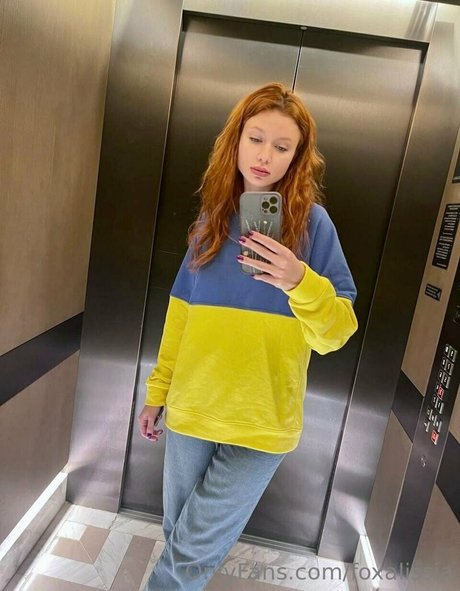 foxalissia model exclusive picture