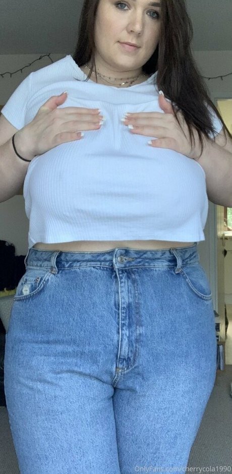 Cherry Cola model adult pics