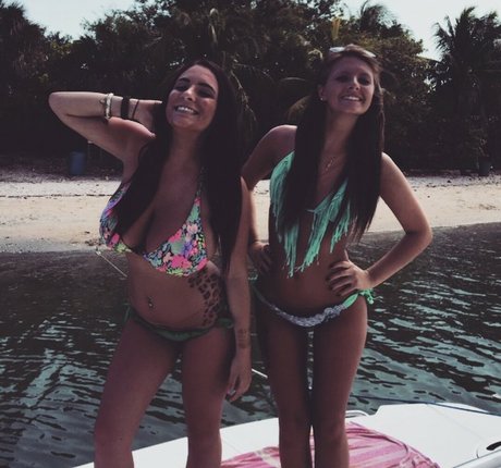 Emma Lynn Slavin beautiful actress images