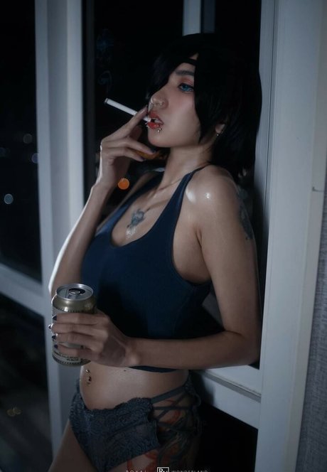 Zareen Quilop sexy star photo