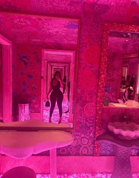 badlittleshawty model adult photos