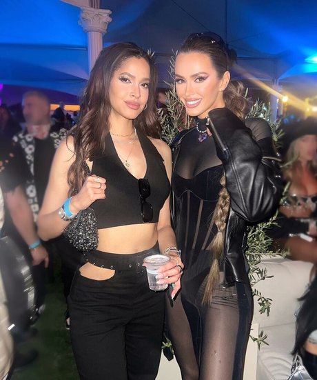 Tika Camaj best star pic