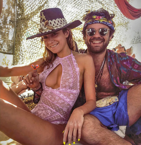 Ilgin Utin sexy pornstar galleries