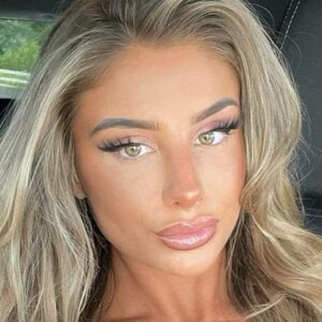 Chloe Streatfield pornstar hd gallery