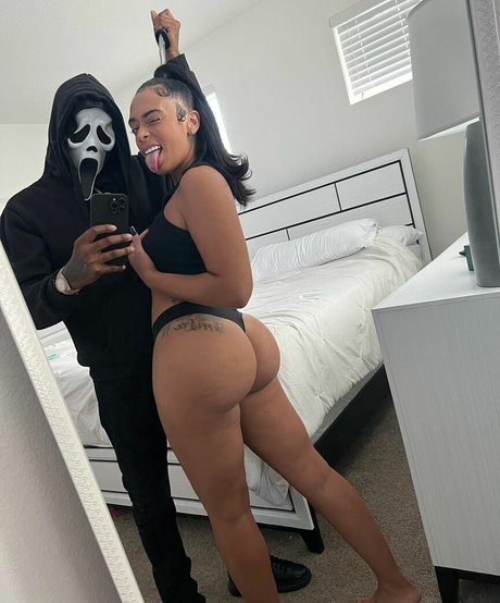 PrettiGiirls star free pics