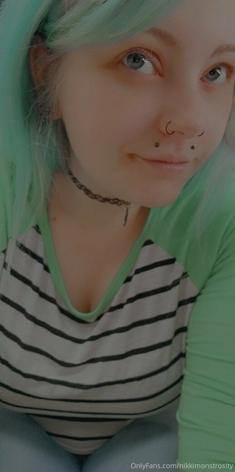 nikkimonstrosity Profile pic