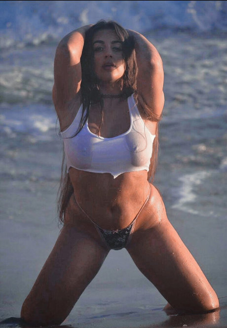 Nikiamarshalll naked star galleries