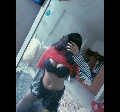 woshieggie star nude archive