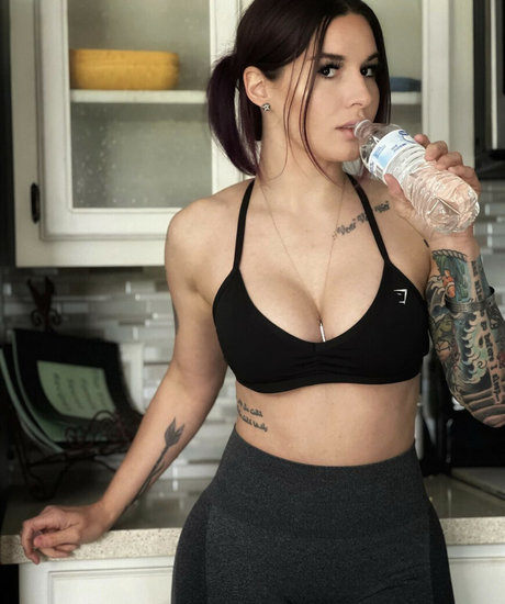 Stefisaurusflex model sex photos