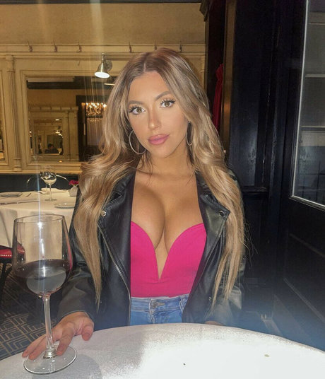 Amanda Casey Vance model nudes galleries