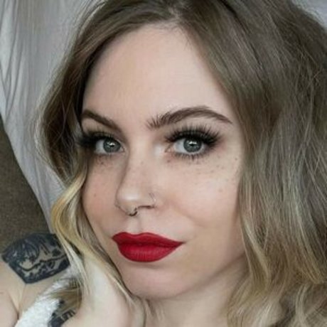 edgarallanxhoe pretty pornstar photos