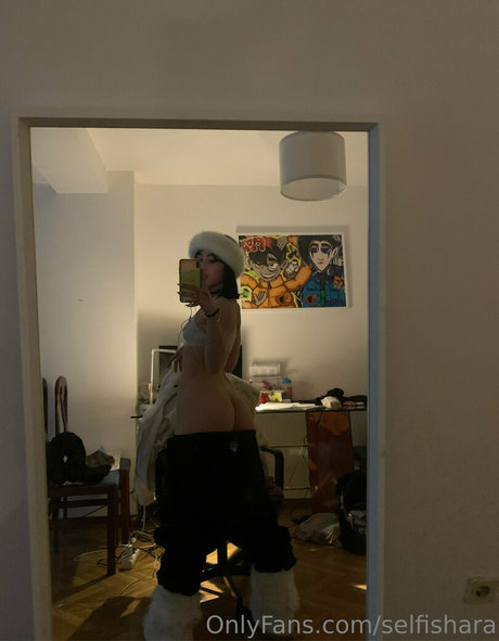 selfishara hot pornstar images