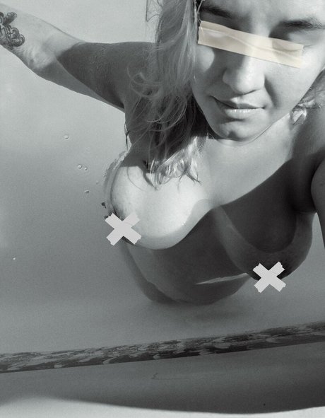 FerGabi nude actress picture