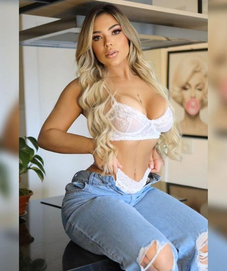 Isatainaa sex pornstar archive