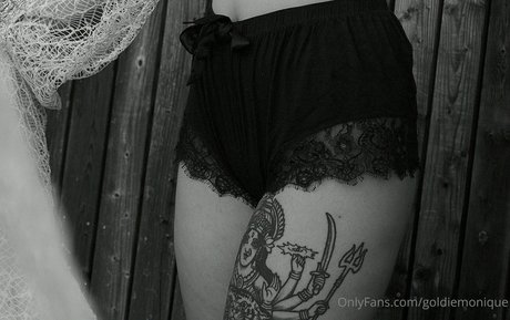 goldiemonique pornstar beautiful img