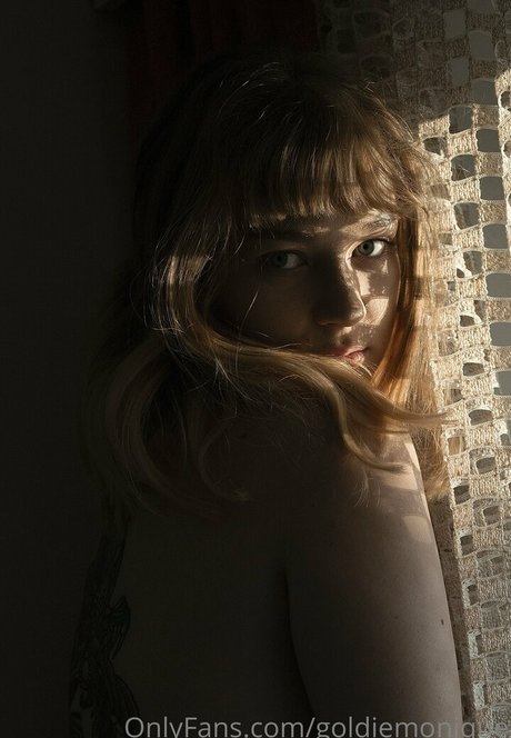 goldiemonique star best photo