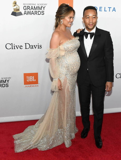 Chrissy Teigen erotic pornstar galleries