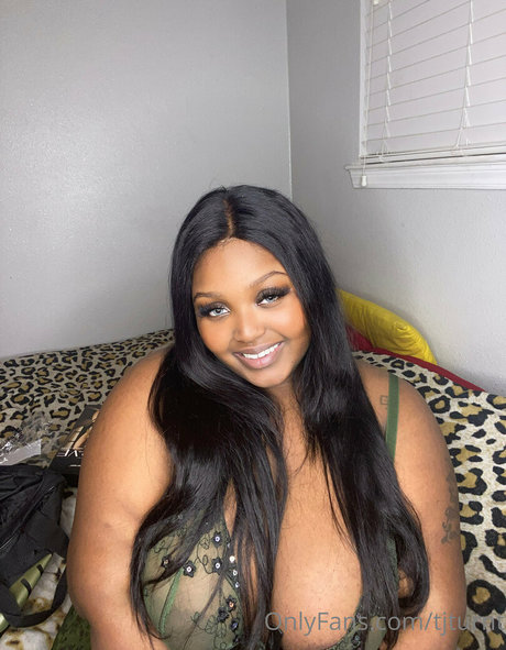 tjturnt model xxx picture