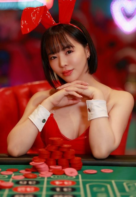 Tsubaki Sannomiya adult model photos