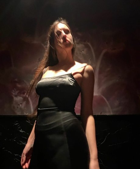 Scout Willis pornstar naked photos