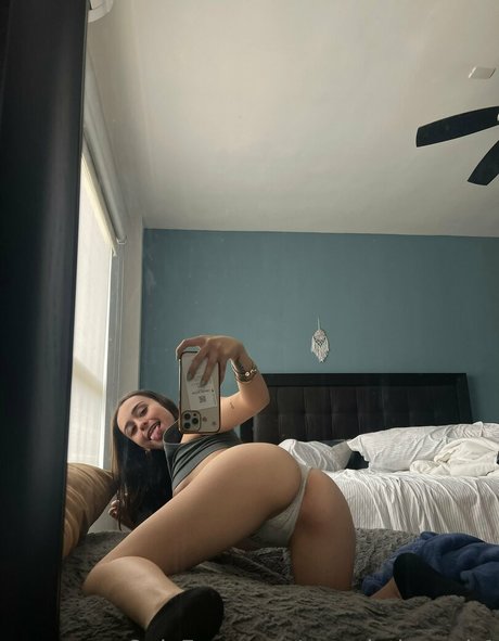 Escarlethamair1 model sex gallery