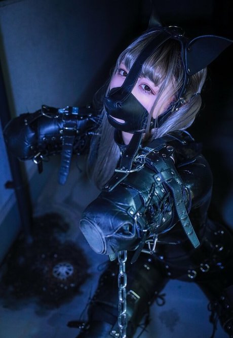 Dlemon model nude gallery