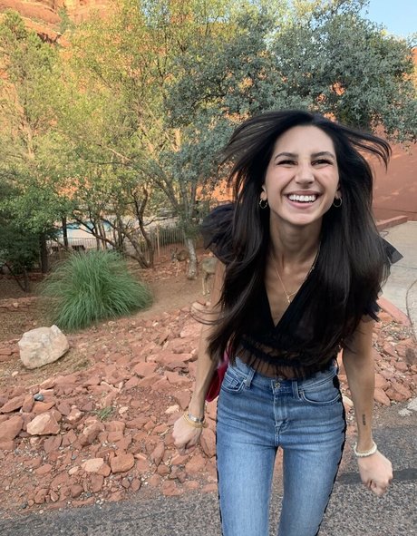 ava18adams star pics