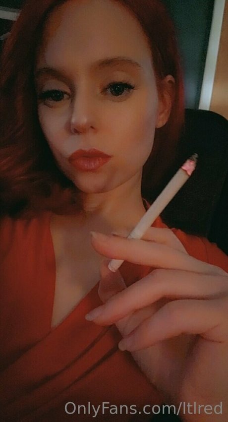 ltlred model erotic pic