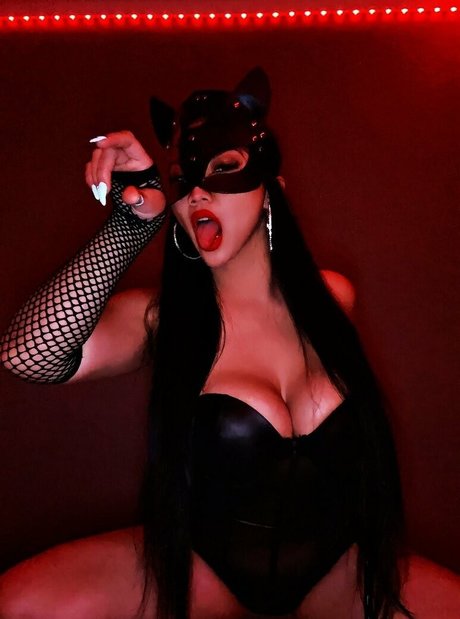 arianaboobbi erotic pornstar photo