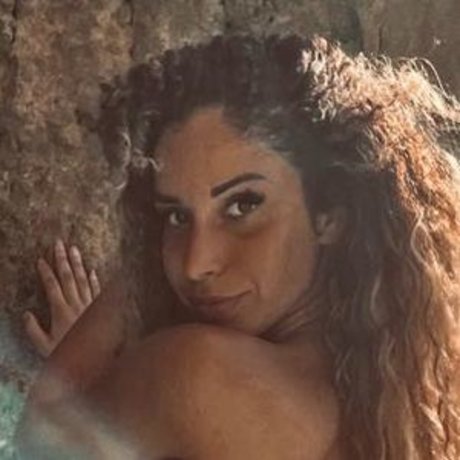 Miiaroma2 xxx model pictures