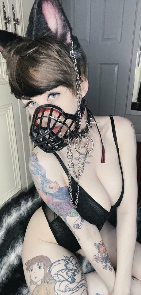 Emberwolf hd actress photo