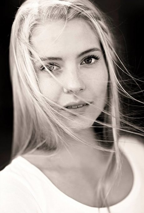 Laura Nieminen pornstar naked photo