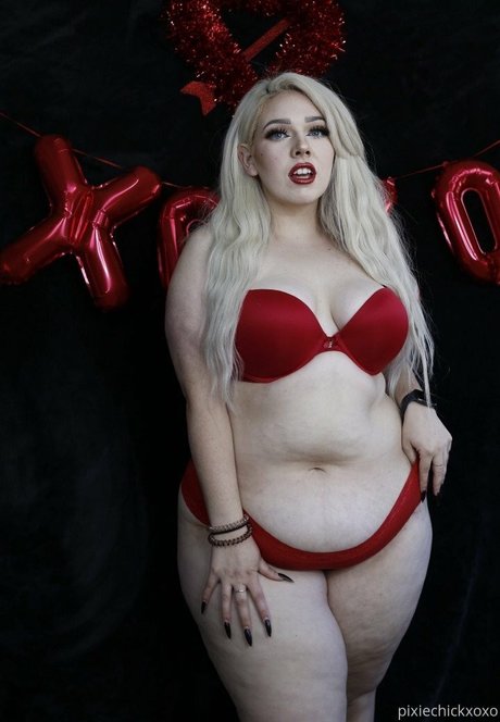 pixiechickxoxo nude star gallery