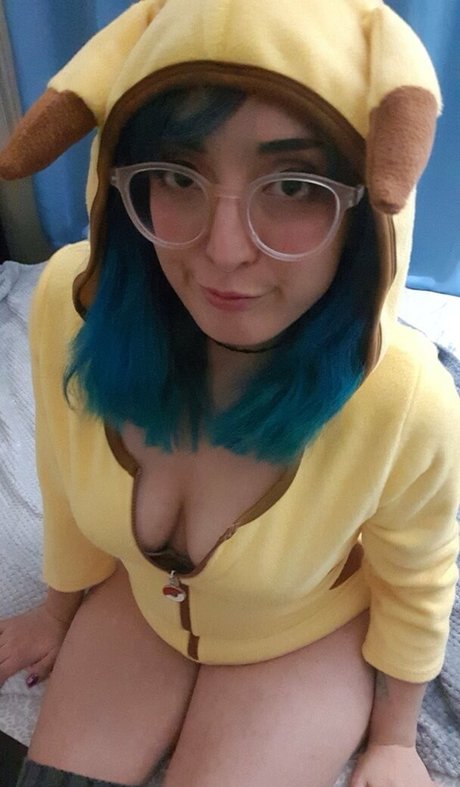 nyamphy model sexy picture