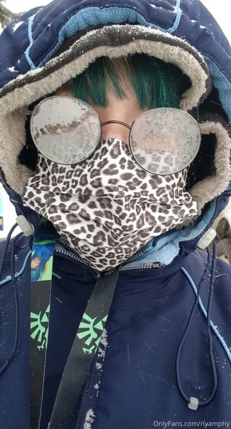 nyamphy erotic pornstar photo