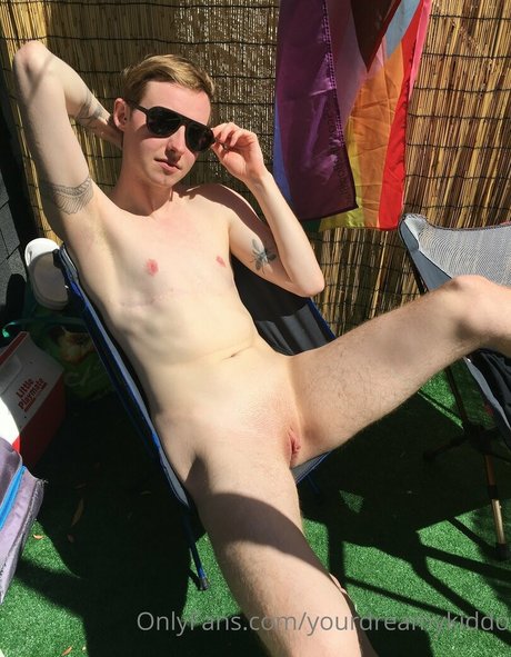 yourdreamykiddo model porn image