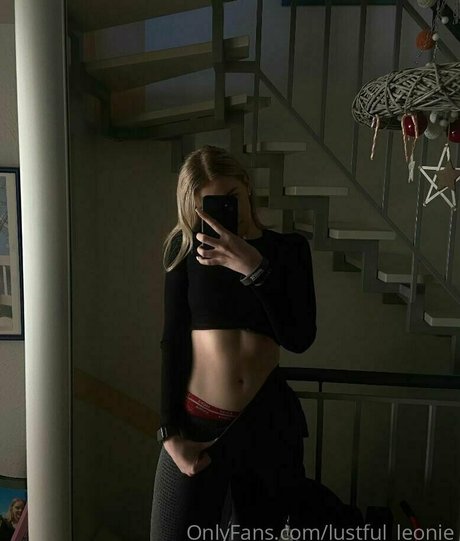 lustful leonie pornstar free img