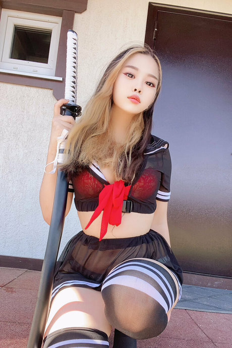 YumiOppai pornstar naked pic