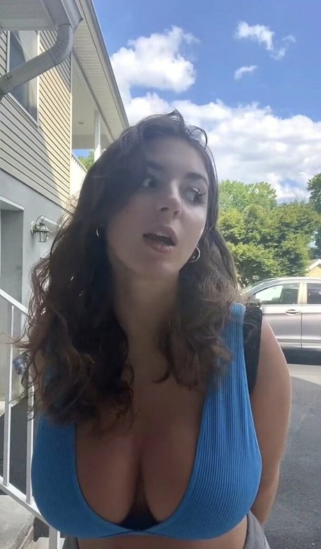 BustyBri hot actress archive